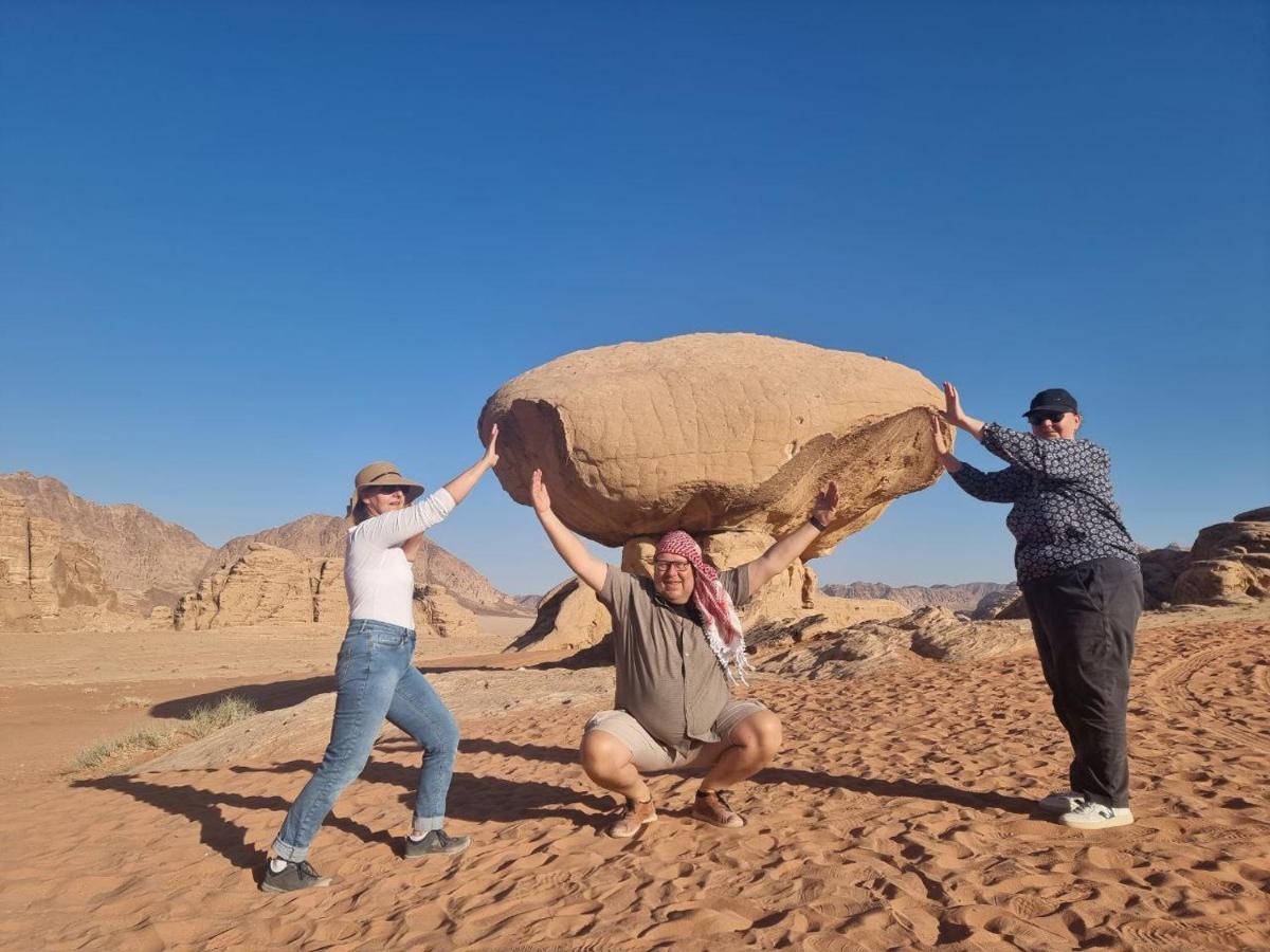 Mojo Camp, Wadi Rum Exteriör bild